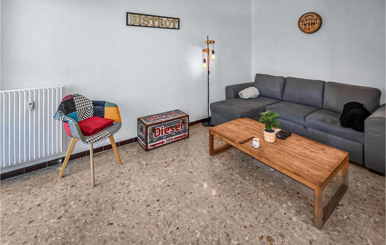 Nice Apartment In Carpentras With Wifi Extérieur photo